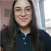 Soy graduada en Historia, además de tener un Máster en Historia y Patrimonio Histórico